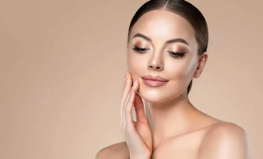 Woman posing naturally after service, Auburn, MA.